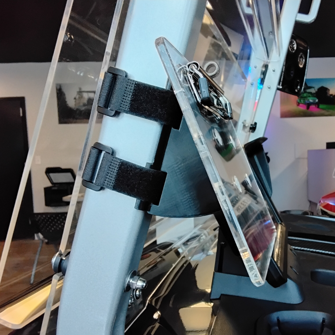 Evolution D-MAX Scorecard Holder with Side Post Straps