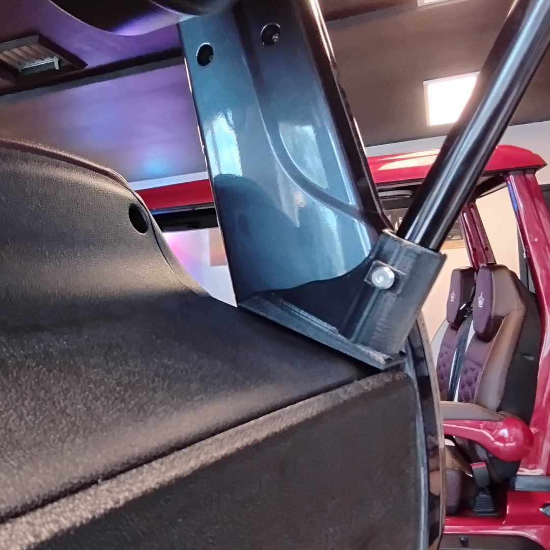 Evolution D-MAX Dual Flag Pole Holders